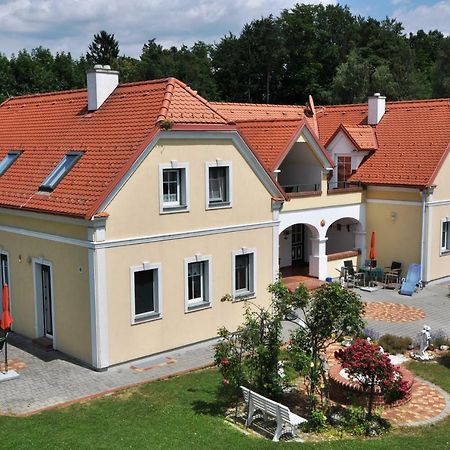 Arkadenhof Flasch Worterberg Luaran gambar